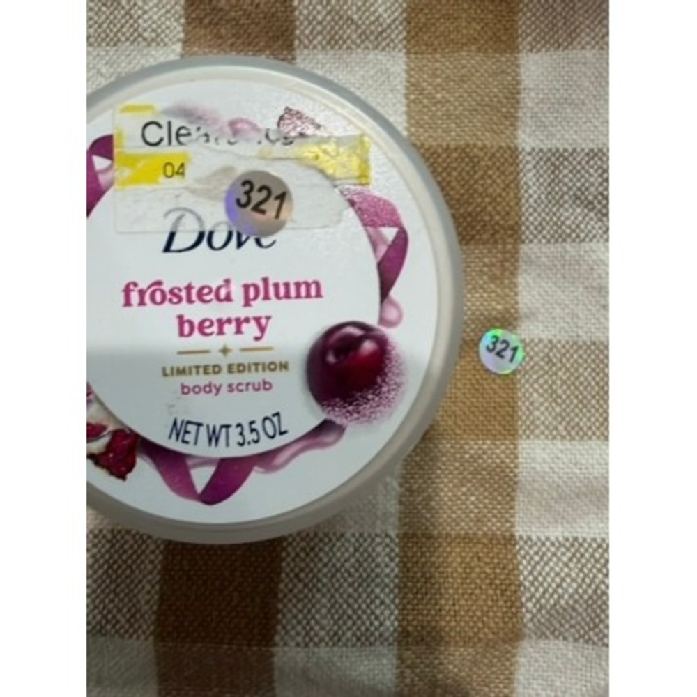 Dove Frosted Plum Berry Limited Edition Body Scrub 3.5 oz Travel Size Exfoliator